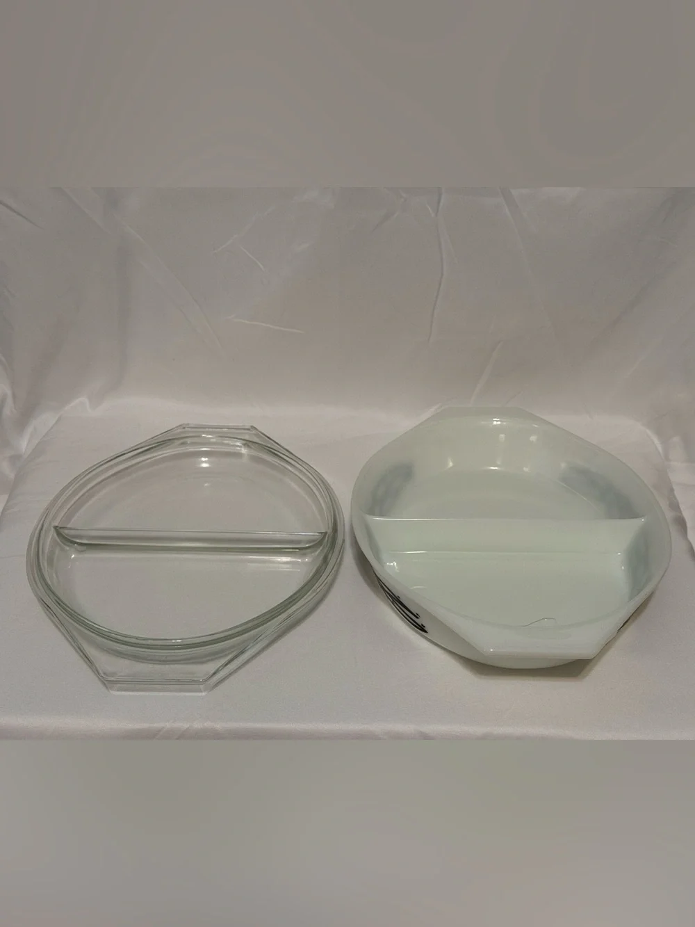 Pyrex Barbed Wire Divided Casserole Dish